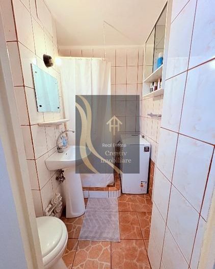 De vânzare apartament decomandat - Poză 7
