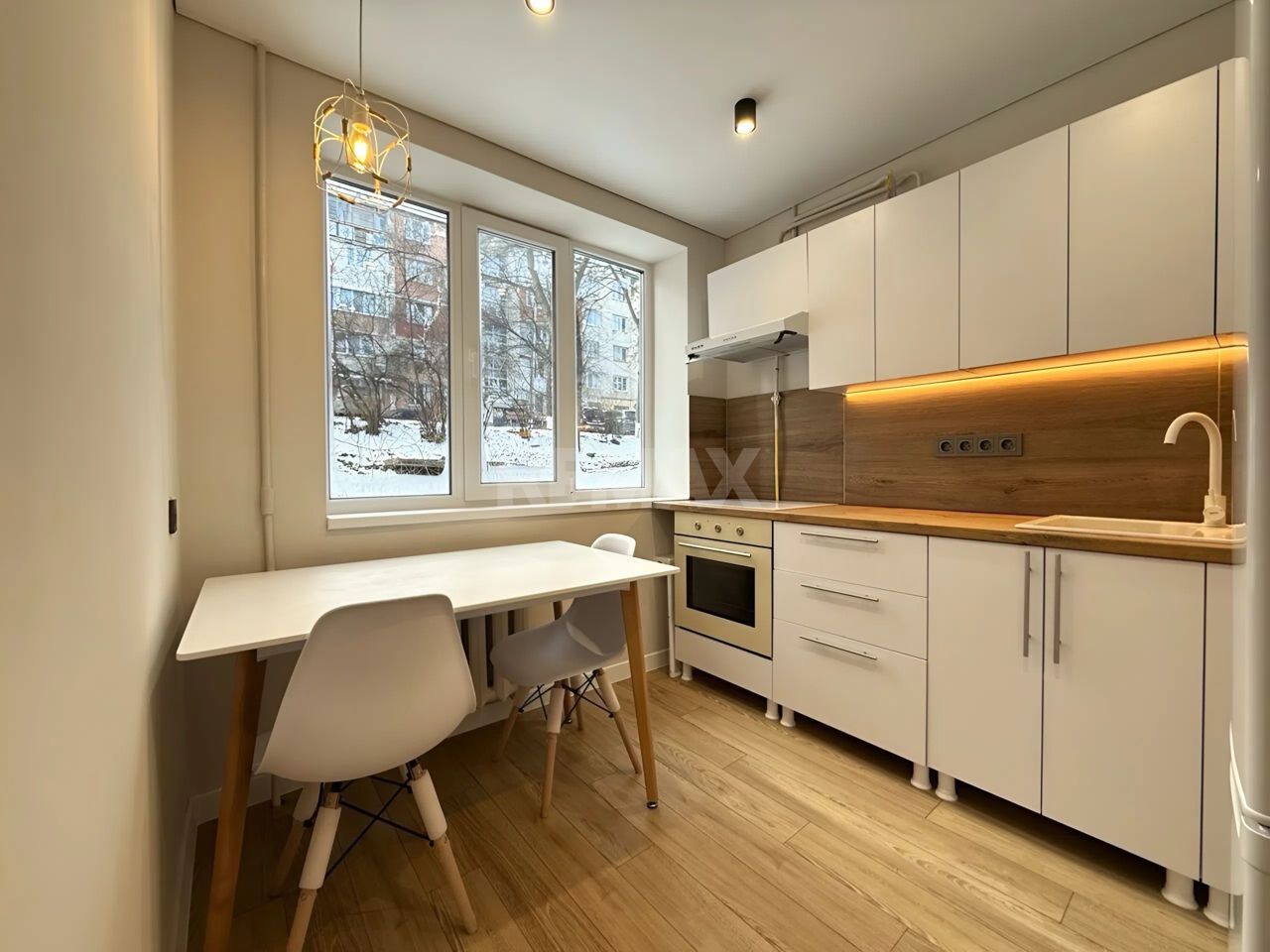 Apartament cu 2 odai  Posta Veche, mun. Chisinau - Poză 1