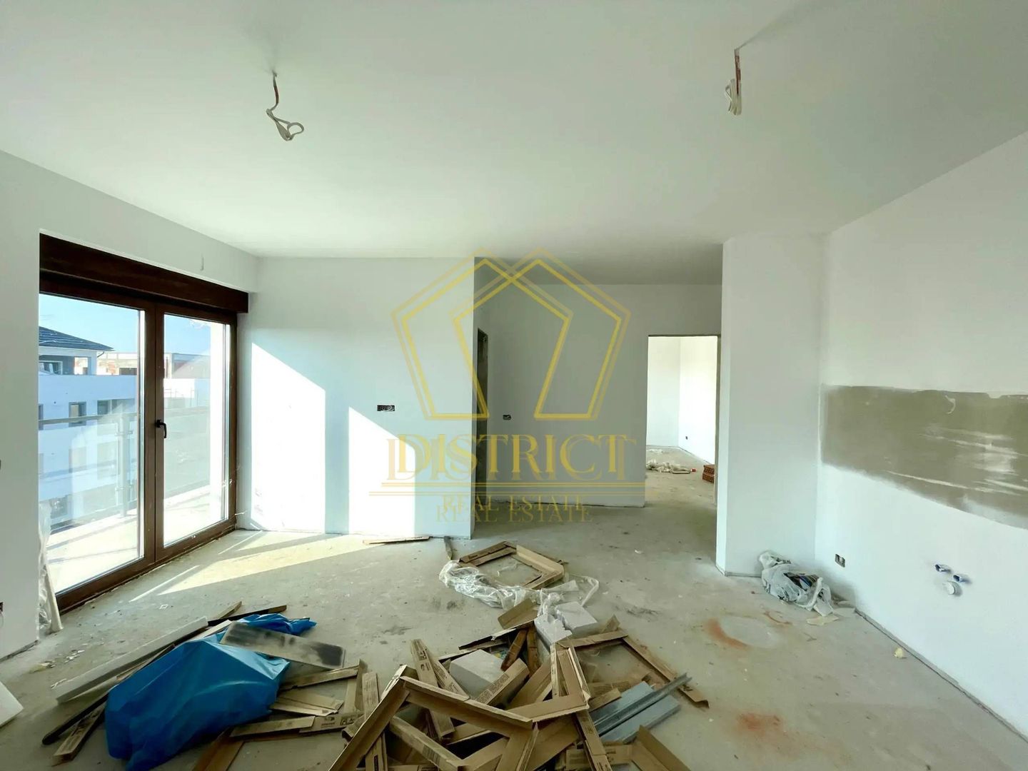 Penthouse cu 3 camere si terasa de 30mp | Giroc | SXD Market - Poză 5
