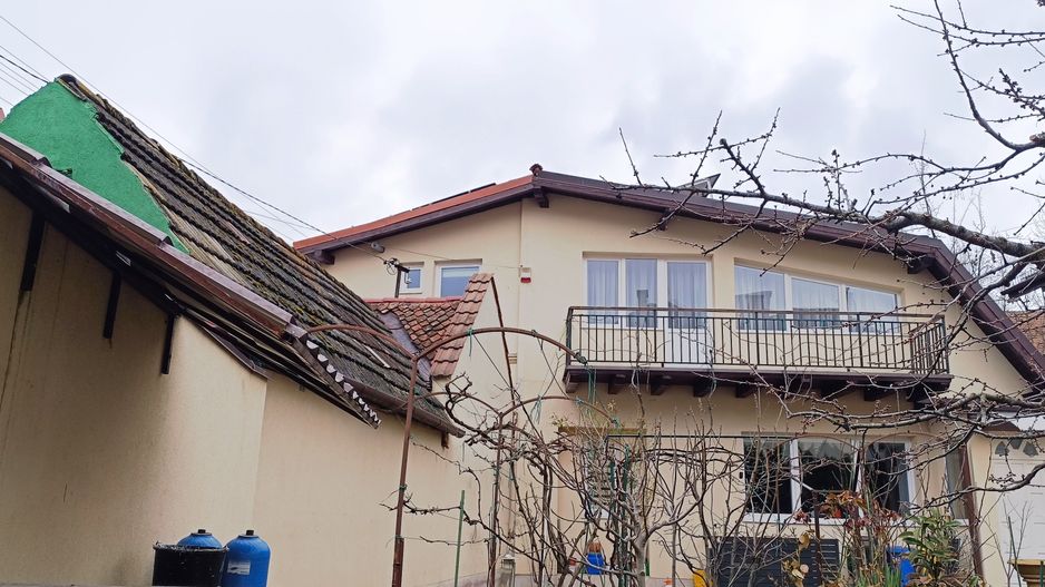 Apartament modern in vila-100mp - Poză 12