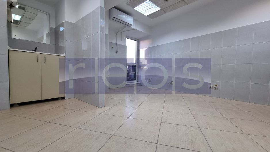 VANZARE SPATIU COMERCIAL | 30 CAMERE | ZONA UNIRII - Poză 37