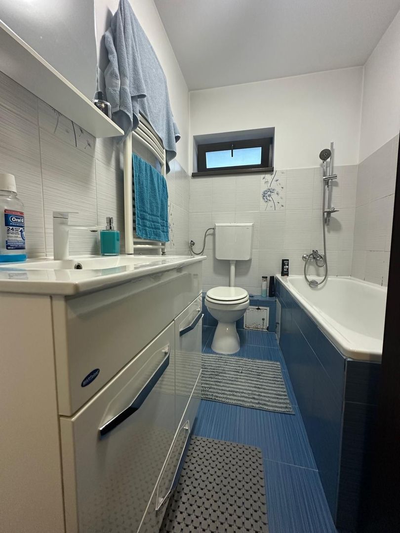 Casă individuală P+1E, construită în 2013–zonă liniștită, exclusiv de case - Poză 9