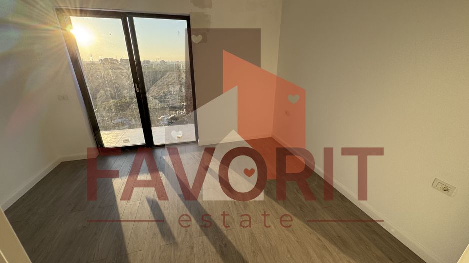 Comision 0%. Panouri si pompa de caldura. Despartit prin camera tehnica - Poză 17