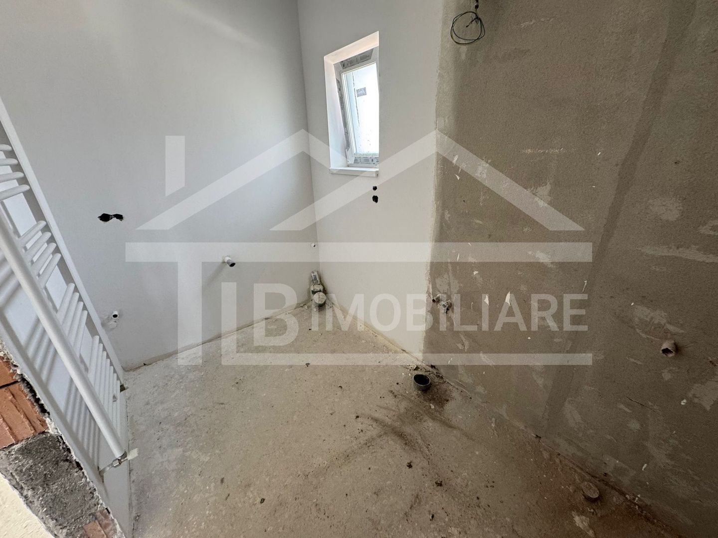 Casa cu 3 camere, 82mp, parcare, Zona Livezeni - Poză 12