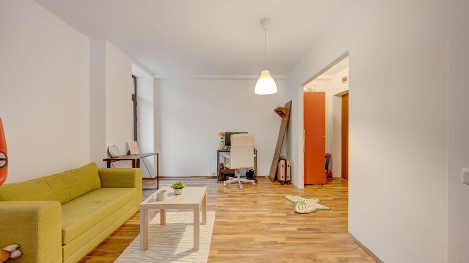 Garsoniera Militari Gorjului Metrou Bloc 2008 - Poză 1