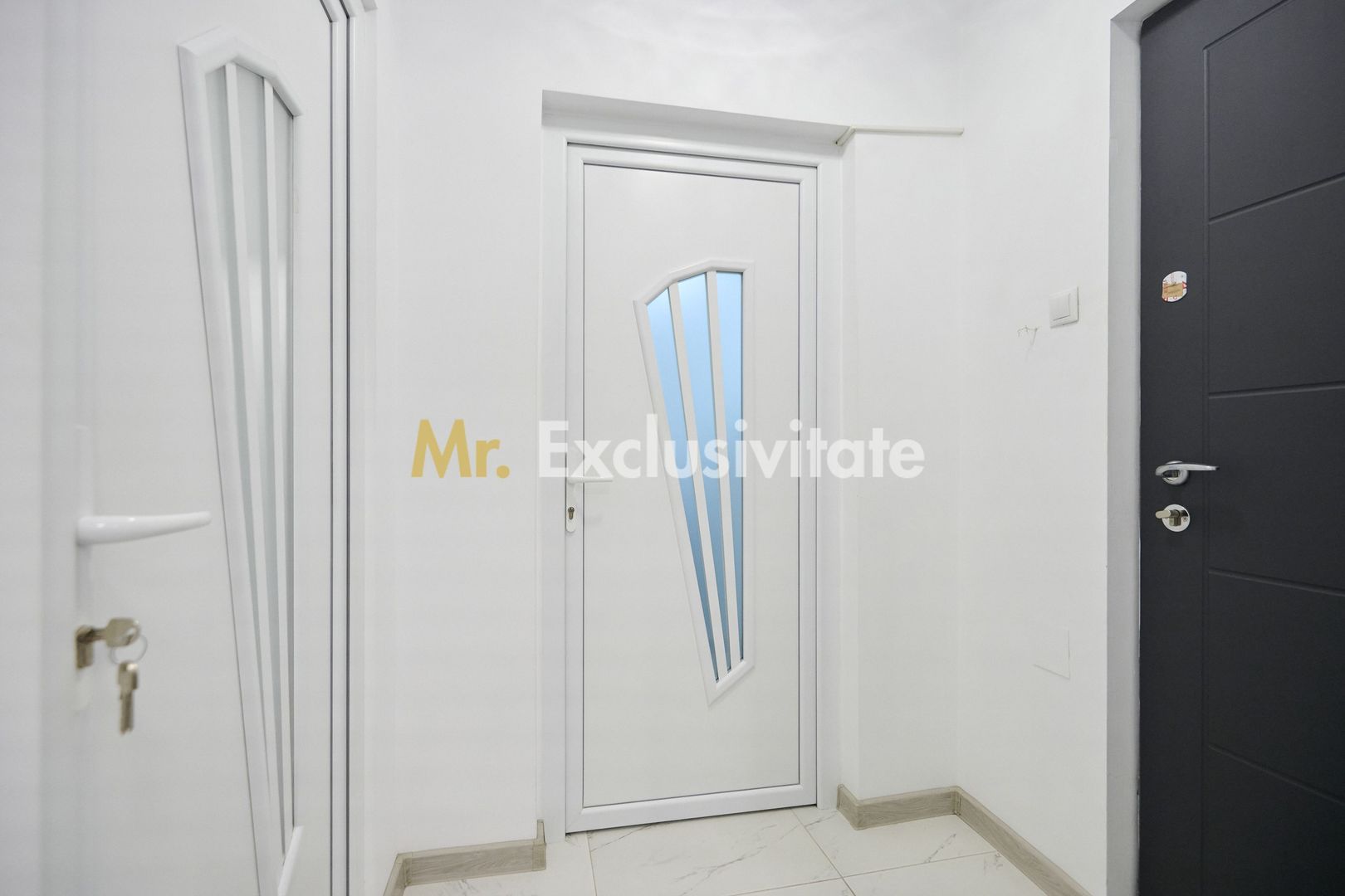 Garsonieră decomandată - Complet renovată -  Parter – Prundu - Poză 12