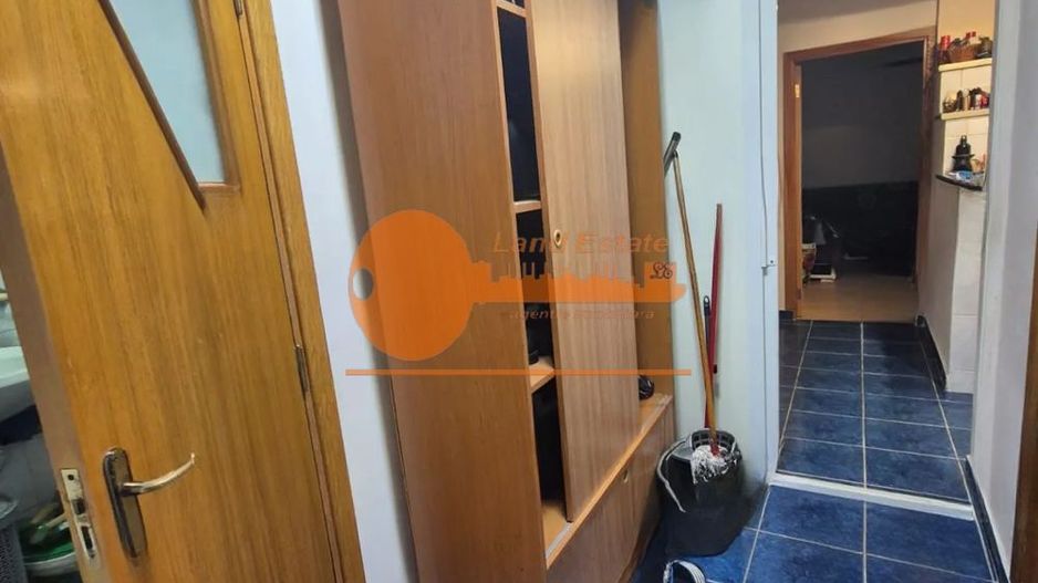 Apartament cu 3 camere la 6 minute distanta de Metrou Apărătorii Patriei - Poză 2