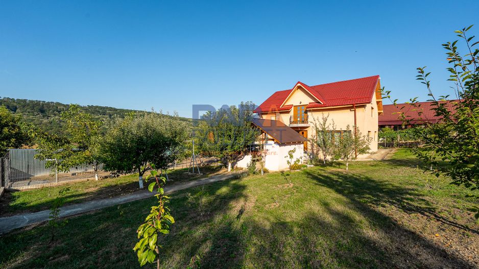 Gospodărie, casă nouă (2024), 170 mp, 6.300 mp intravilan, 0% comision - Poză 1