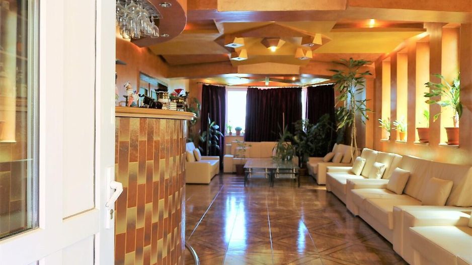 Mamaia Nord - Langa Mare, pensiune la cheie, 11 camere, 9 bai! - Poză 41