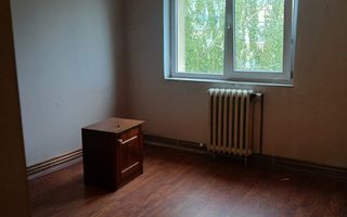 Apartament 3 camere de vânzare | Nord, Râmnicu Vâlcea | 70 mp - Poză 2