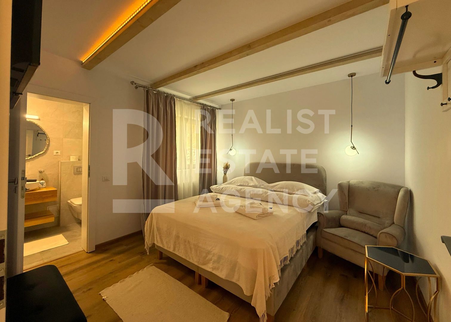 Complex turistic de vânzare în Slănic Moldova - hotel, pensiune - Poză 4