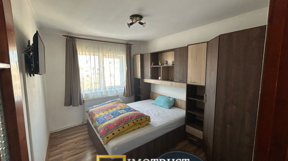 De vanzare apartament 3 camere/ Aradul Nou - Poză 7
