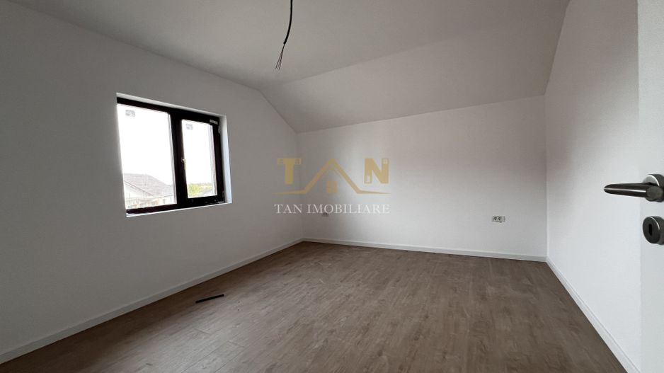 Casa Individuala Bucovăț 4 Camere - Poză 17