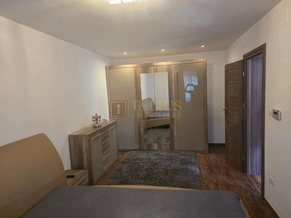 Triplex| 3 camere| Giroc| 1 camera goala| parter| ideal pentru o familie - Poză 2