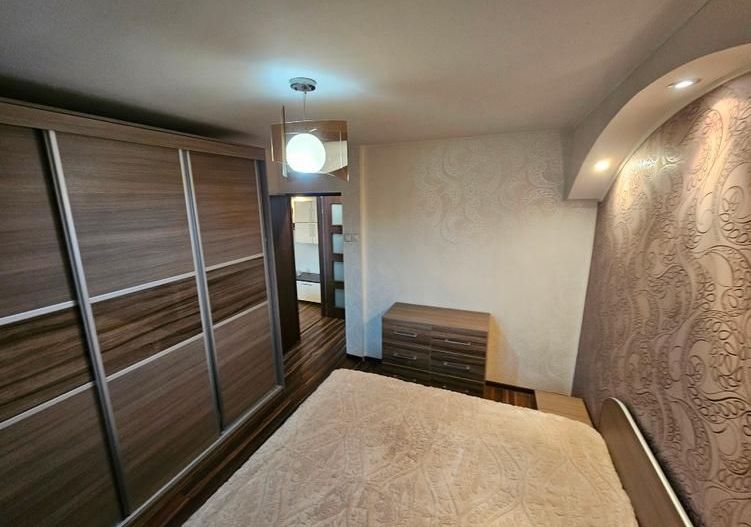 De vanzare Apartament 3 camere Tineretului - Timpuri Noi, sector 4 - Poză 2