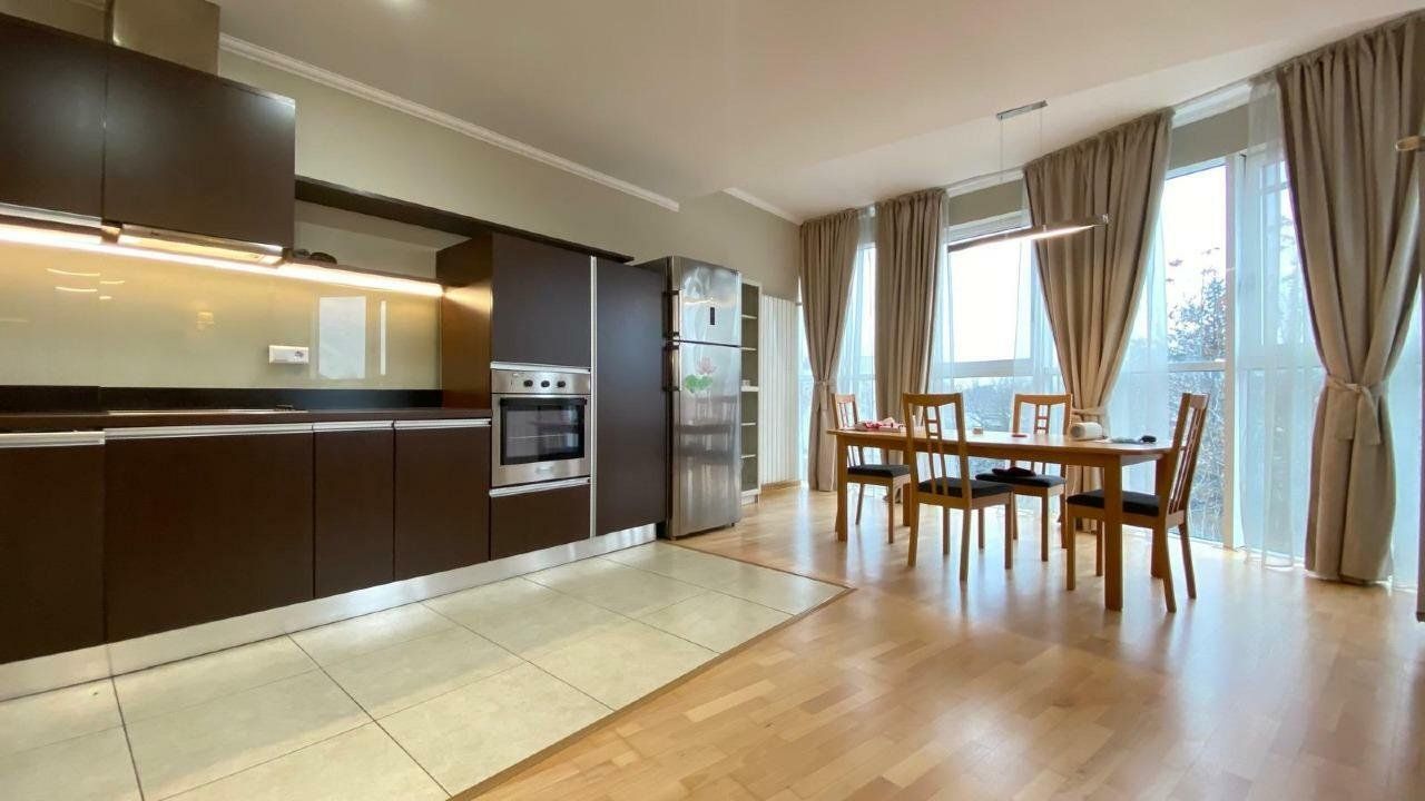 Live Elevated- Apartament cu 3 dormitoare langa Arcul de Triumf - Poză 2