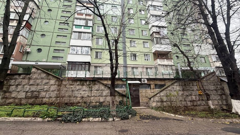 Vânzare, spațiu comercial. 88,7 mp, str. Onisifor Ghibu 1, Buiucani - Poză 3