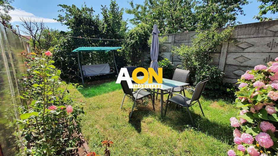 Casa cu 4 camere, garaj, teren 791 mp, zona Schit - Poză 2