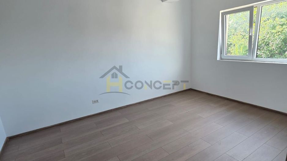 Vila spatioasa 4 camere Str Sperantei Mutare imediata - Poză 7
