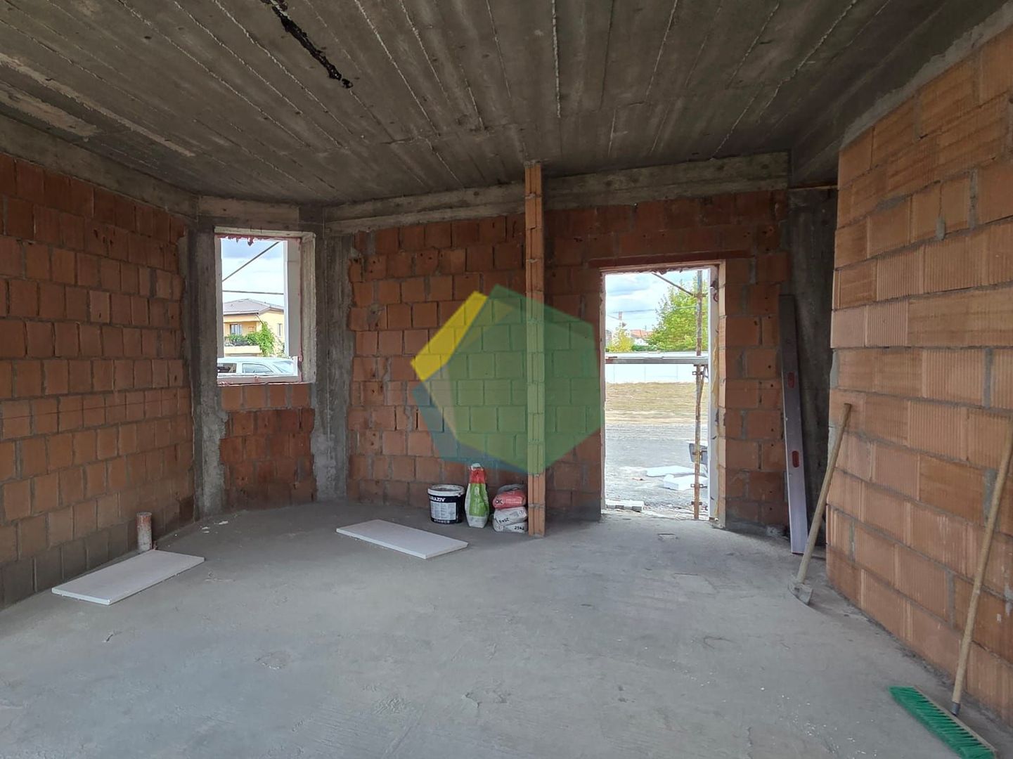 3 camere la curte, 160 mp teren și 2 parcări – Otopeni - Poză 8