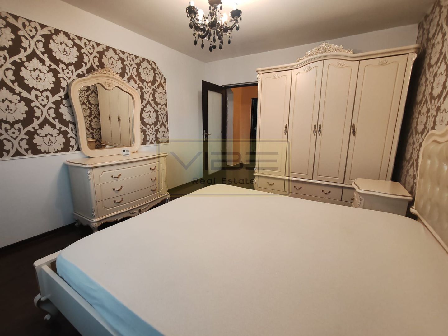 Apartament Modern-Central-Podu Ros-RENOVAT ! - Poză 10