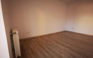 Apartament de vanzare /  Zona centrală Florești/ Florilor - Poză 3