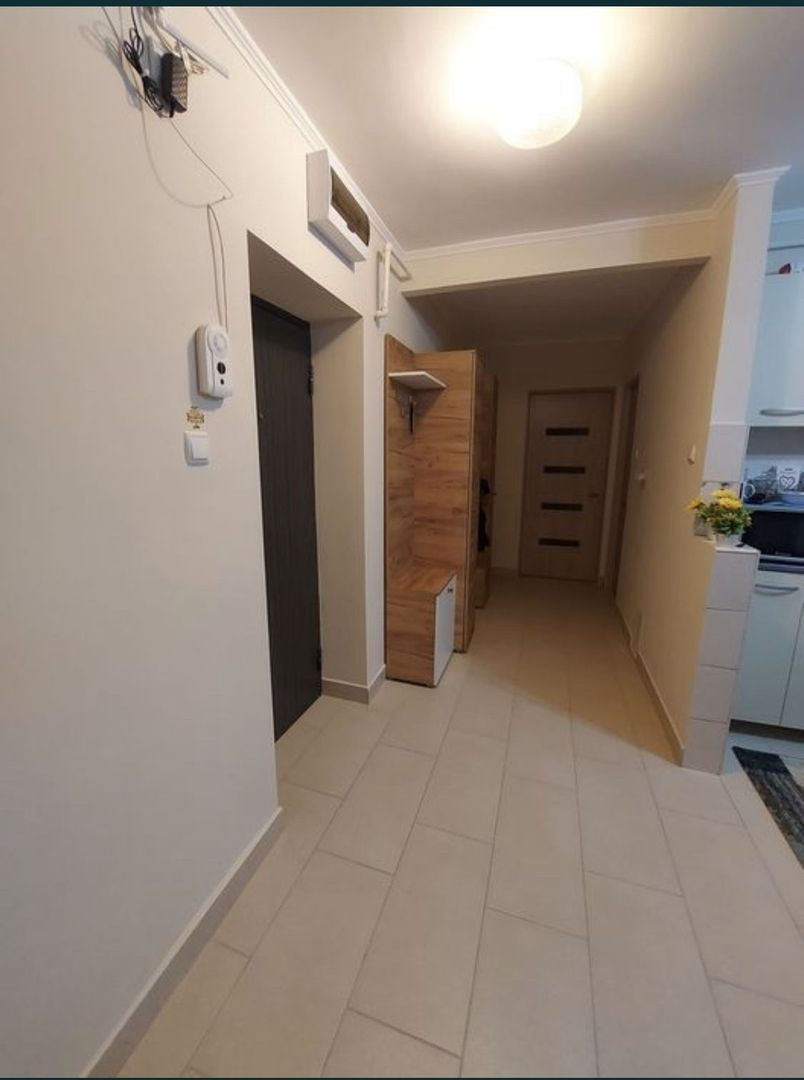 Vand apartament decomandat cu 2 camere - Poză 1