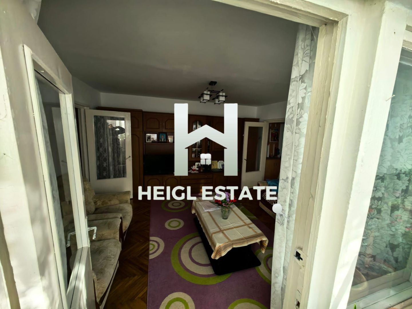 Apartament cu 2 camere + boxa la subsol de vânzare, zona Lipovei - Poză 3