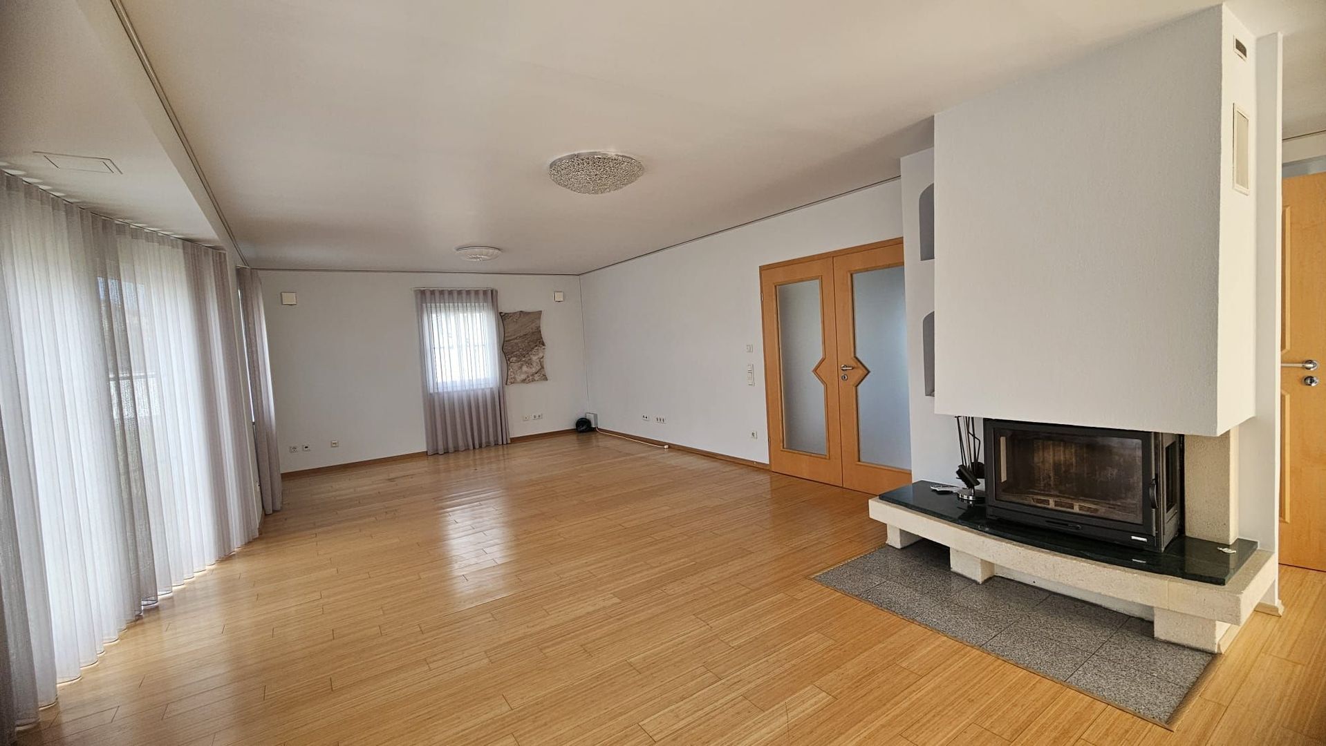 Casă individuală de închiriat | 5 camere | Șelimbăr - Poză 4