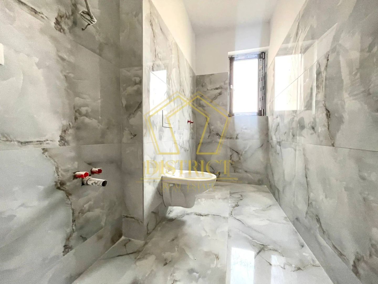 Apartament cu 3 camere si 2 bai | Braytim | ESO PETROL - Poză 9