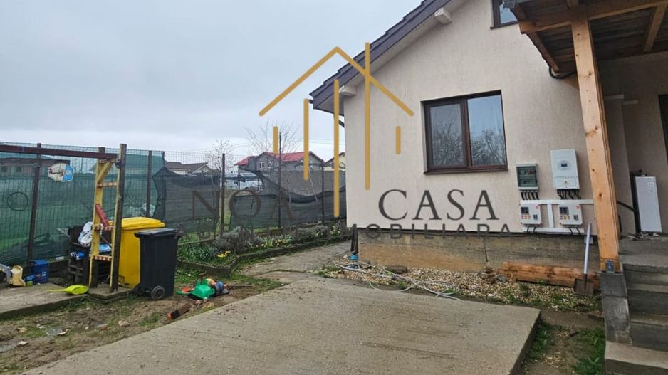 Casă / Vilă cu 5 camere de vânzare în Preajba - Poză 2