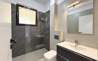 Vilă cu 6 camere, teren 420 mp, Tunari-zona Primariei - Poză 11