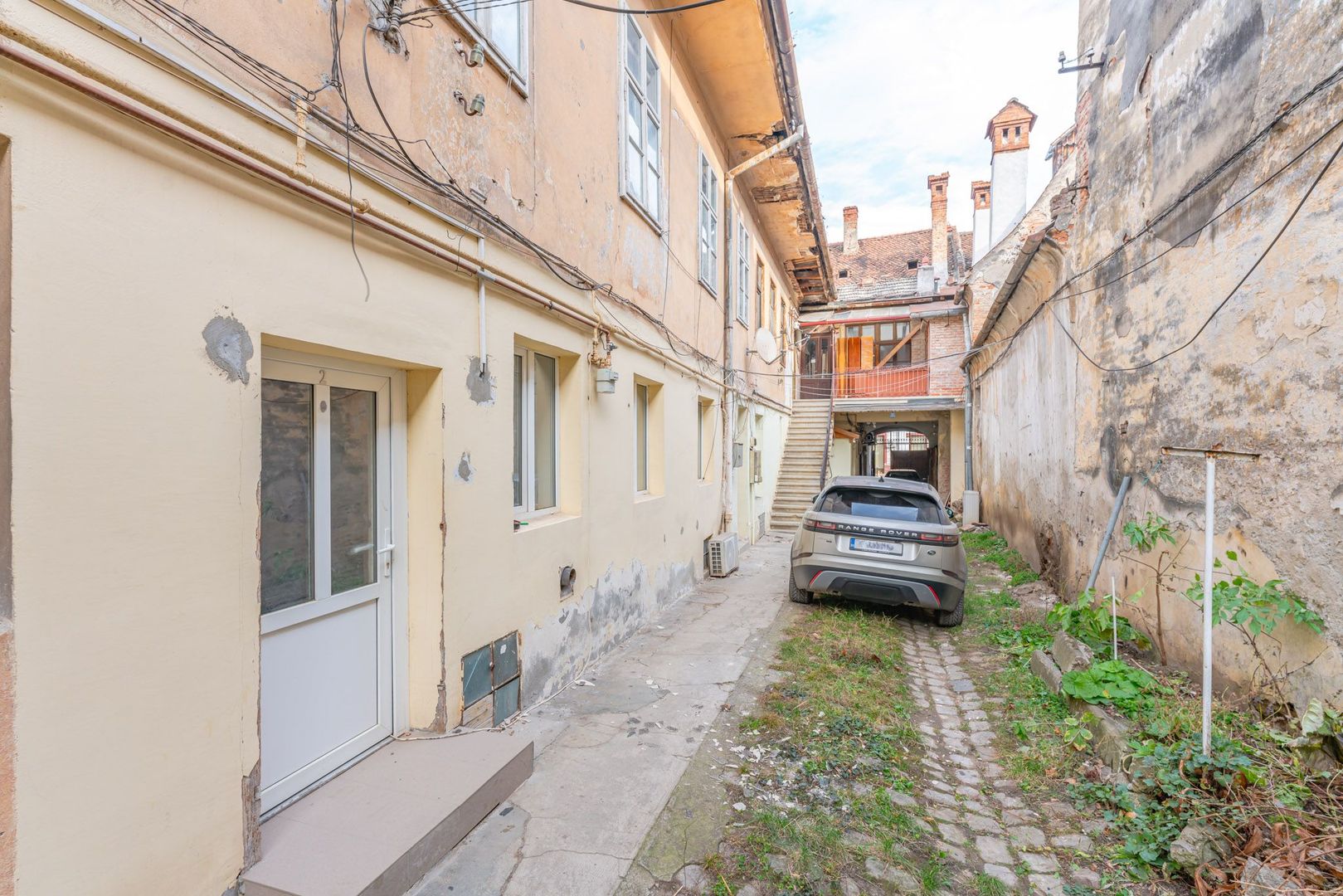 Garsonieră spațioasă cu zonă de dormit separată, Livada Poștei, Lungă 19 - Poză 13