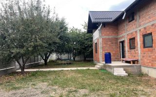 Casă nouă, 270 mp + teren 500 mp, Zona Aerodrom Pașcani - Poză 2
