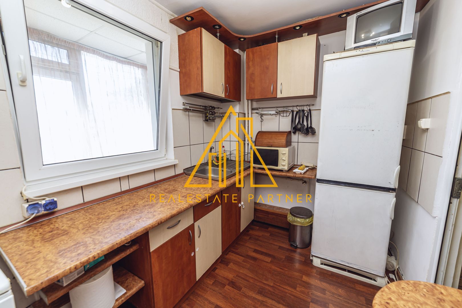 Apartament 3 camere semidecomandat – Berceni, Sector 4, aproape de Sun Plaza - Poză 20