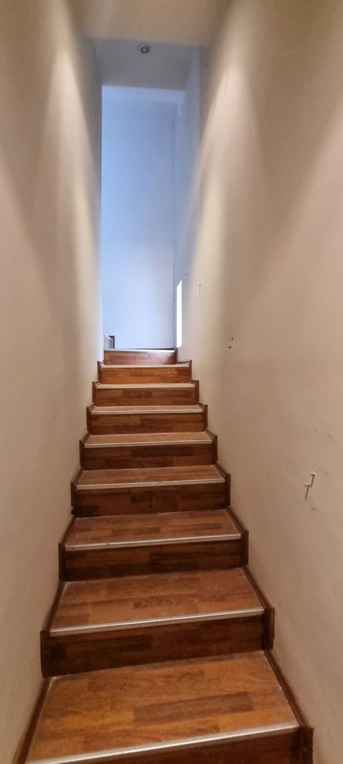 Casă P+M, 4 camere, str Lebedei, singur in curte - 600 E. Comision 0 - Poză 22