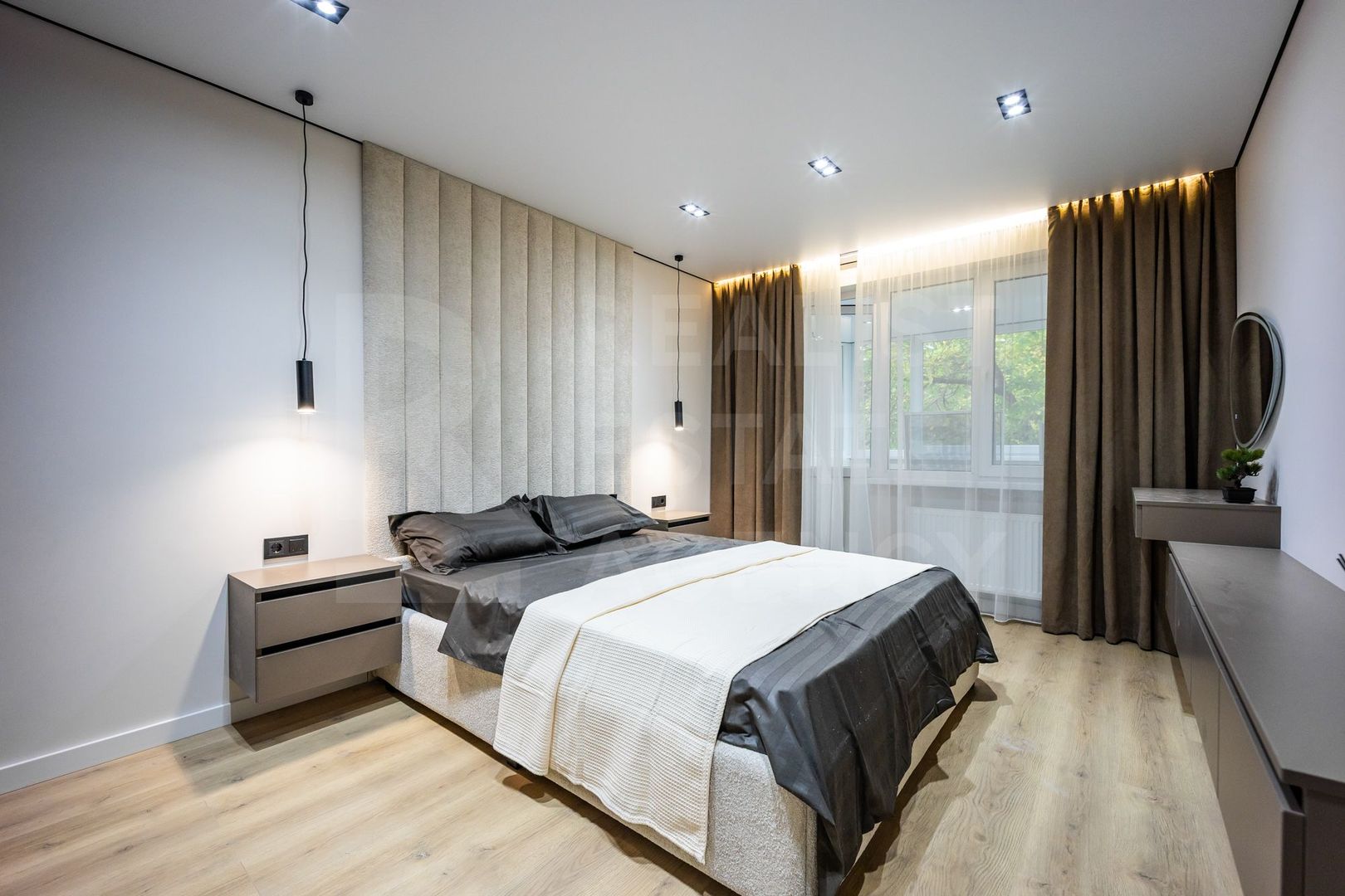 Vânzare, apartament, 3 camere, Str. Nicolae Milescu Spătarul, Ciocana - Poză 4