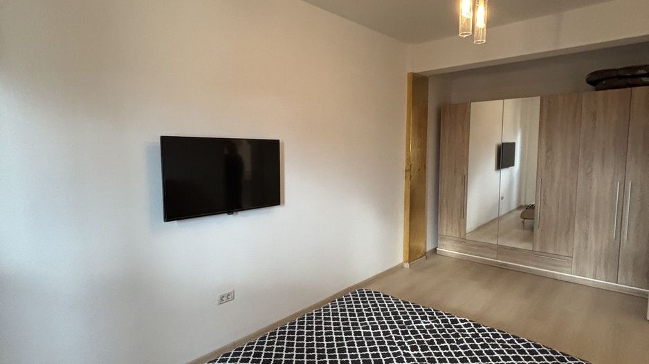 Apartament 2 camere de închiriat în Dumbravita - Poză 25
