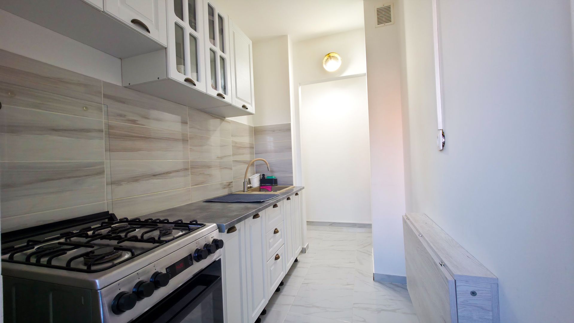 Apartament 3 camere Renovat Drumul Taberei Parc Metrou Raul Doamnei - Poză 13