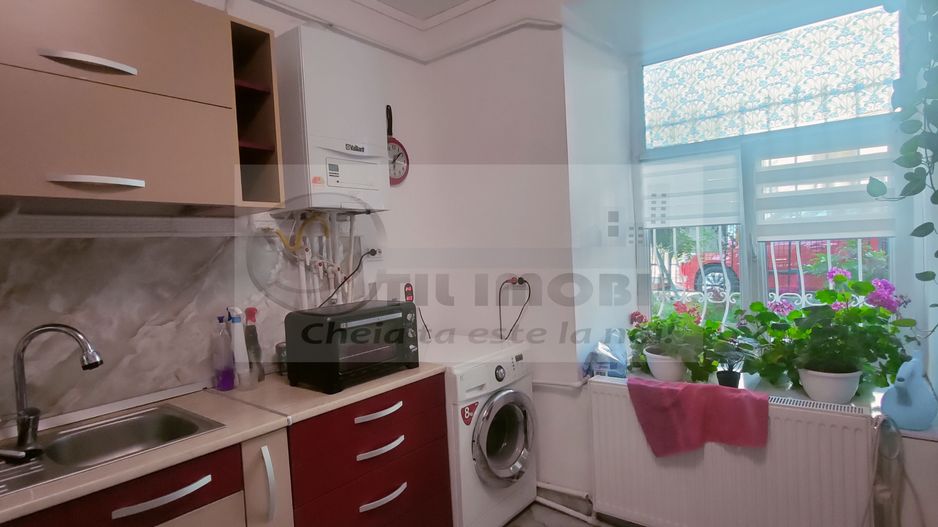 APARTAMENT ULTRACENTRAL , PIATA UNIRII, CUZA VODA 70 MP PLUS CURTE - Poză 56