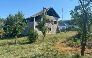 Casă P+1 la roșu, locul tău de refugiu în natura - Suduleni, Izvoare