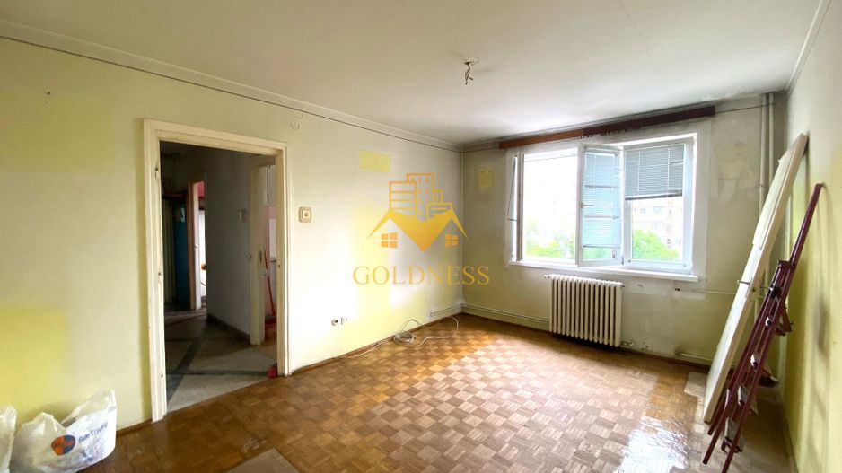 Apartament 2 camere decomandate orientat Sud, et 3/4, P-ta M. Viteazu! - Poză 1