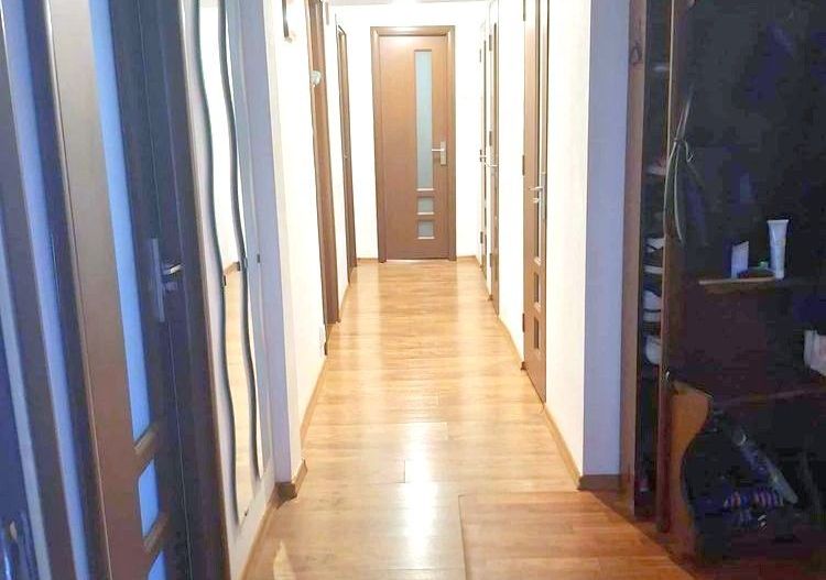 Închiriez Apartament cu 3 camere, centrala proprie, prima închiriere, lângă Obor - Poză 2