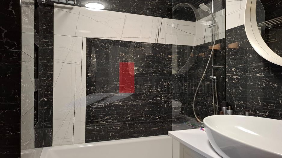 Apartamentul "SCARSITA" , bloc exclusivist, bloc nou - Poză 21