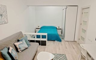 Studio de vanzare - Poză 3