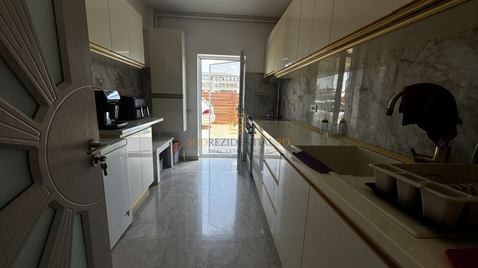 APARTAMENT PREMIUM 3 CAMERE | 74 MP | CURTE PROPRIE 61 MP | MOBILAT - Poză 15