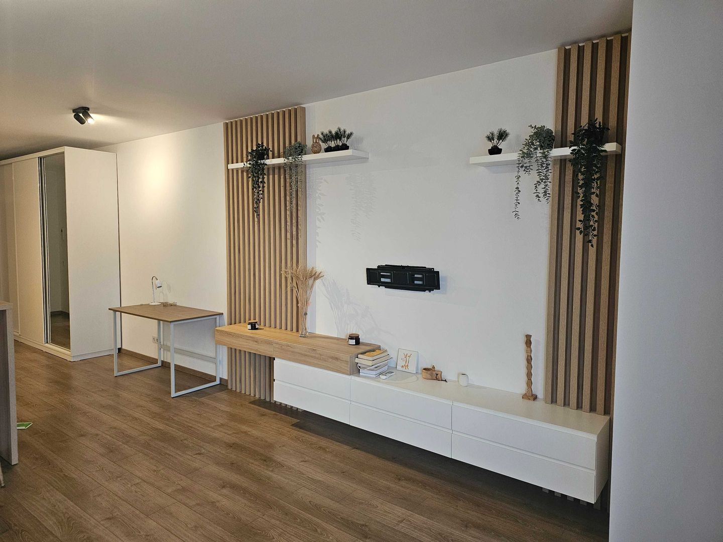 Garsoniera de inchiriat SOHO UNIRII - Poză 3