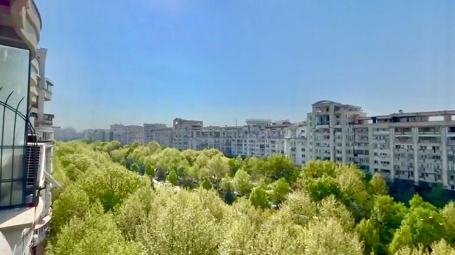 Duplex superb cu scara interioara si vedere la bulevard, zona Unirii - Poză 2