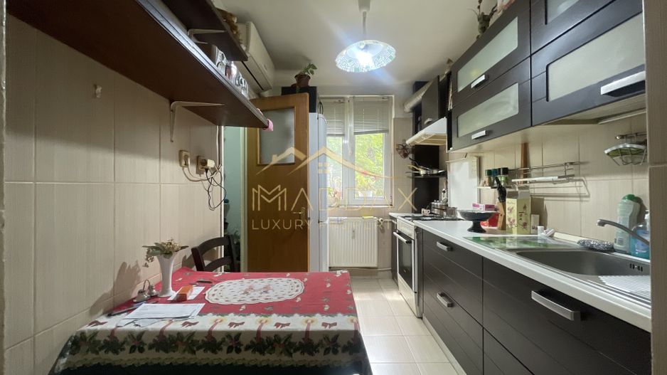 //Apartament 4 camere****Parcare + Boxa//Apusului - Poză 28