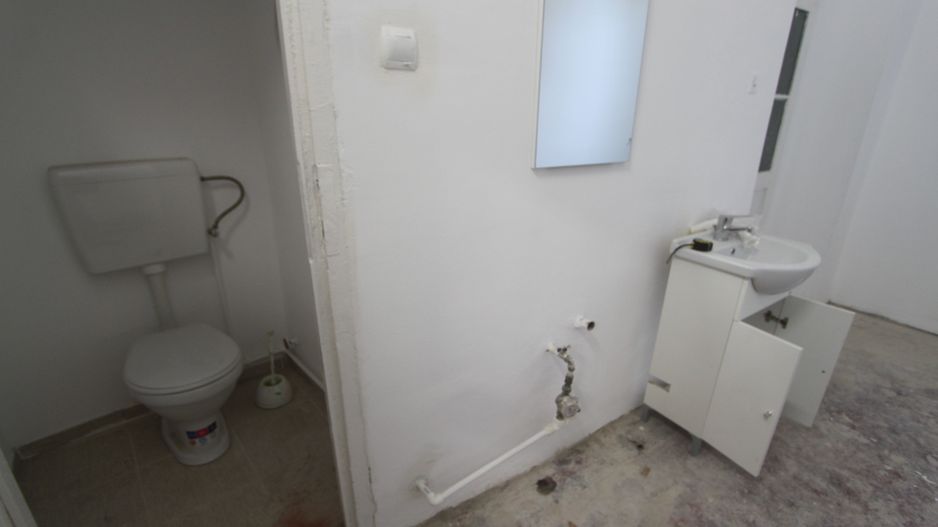 Spațiu comercial de 60mp de închiriat în zona Traian - Poză 3